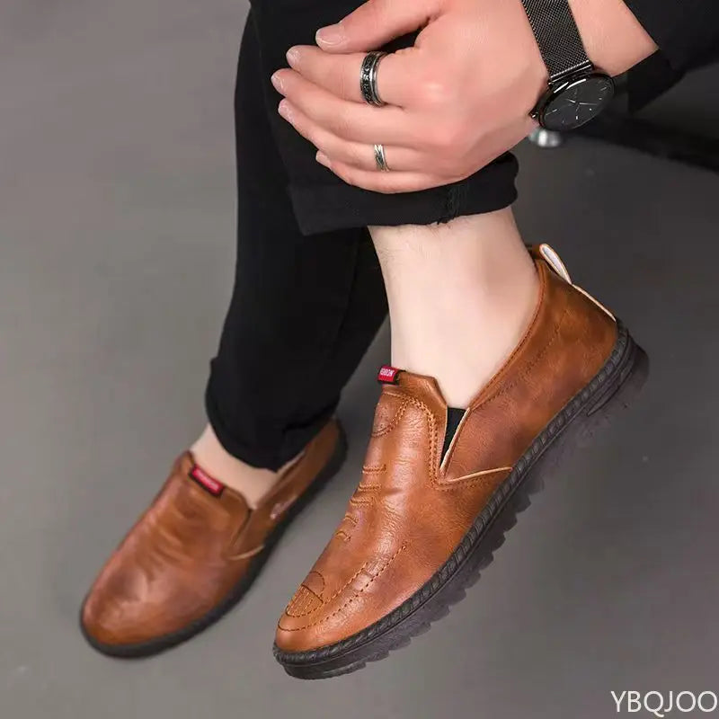 Large Size Spring Autumn New Breathable Lightweight and Casual Men's Shoes Outdoor Anti Slip and Wear-resistant Men's Work Shoes